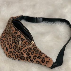 Cheetah fannypack